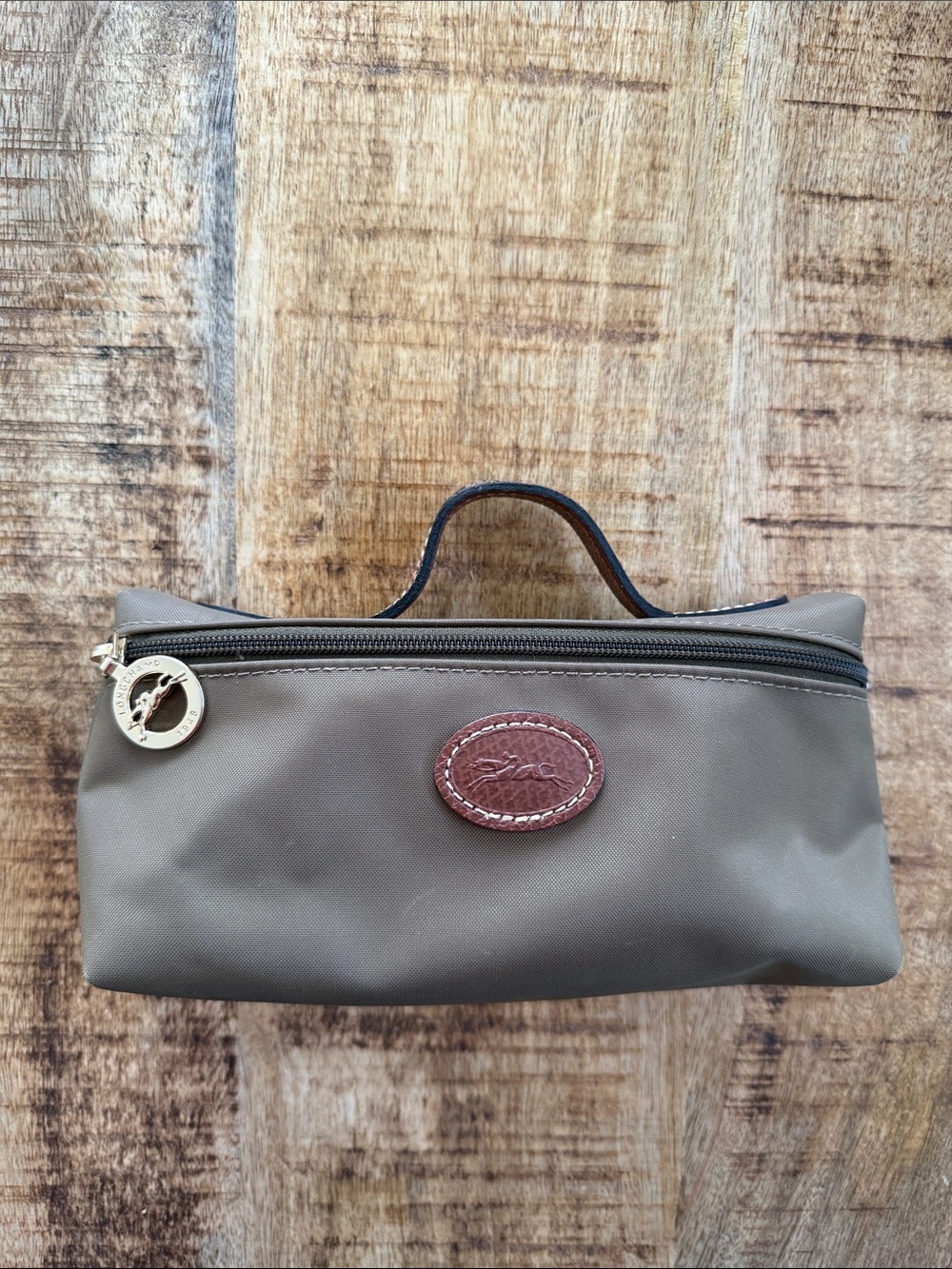 Longchamp Pouch green cosmetic case